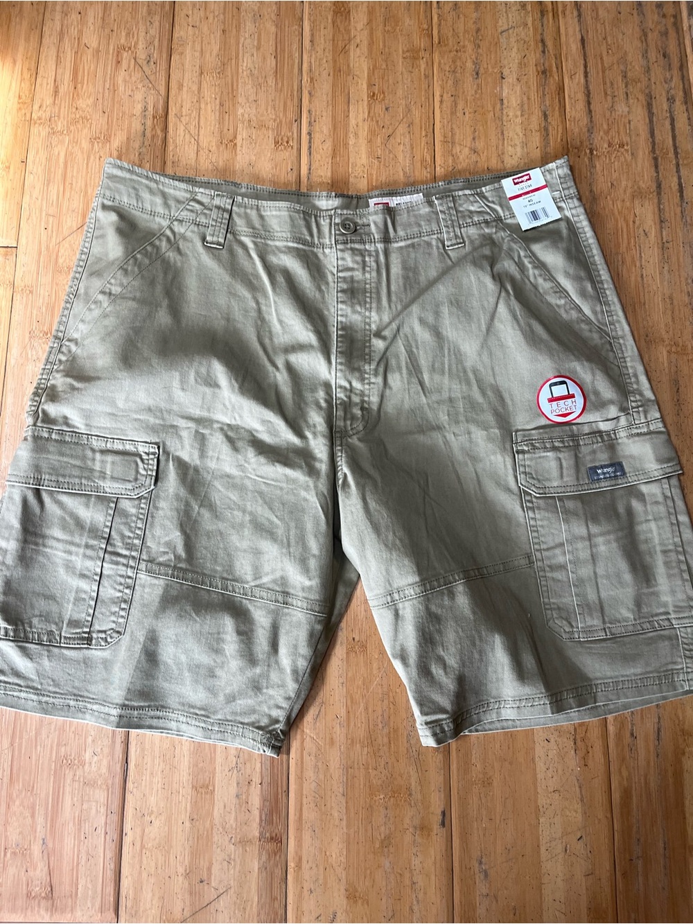 Men's Wrangler Cargo Shorts